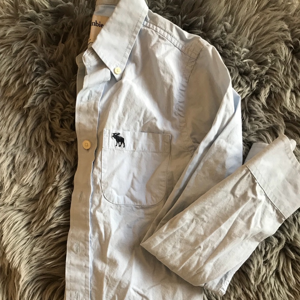 Button up, light blue size M boys